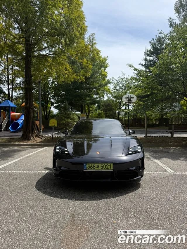 2026 Porsche — — Photo 3