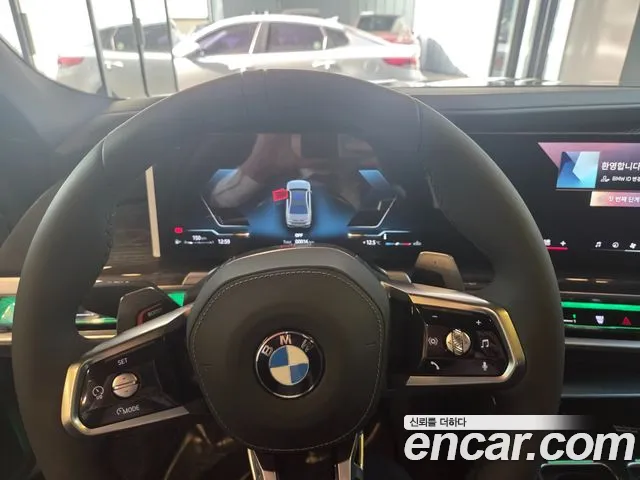 2026 BMW G70 — صورة 5