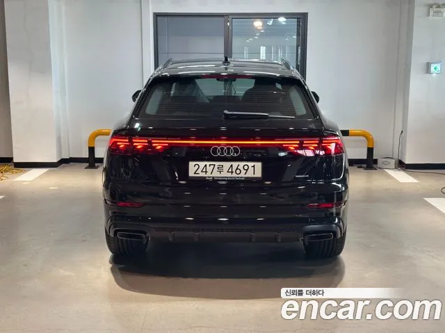 2026 Audi Q8 — صورة 4