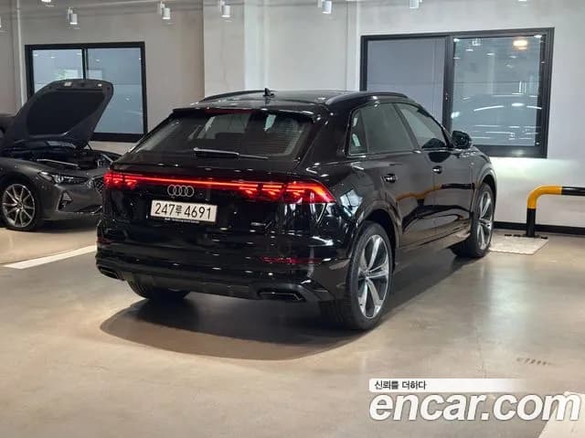 2026 Audi Q8 — صورة 5