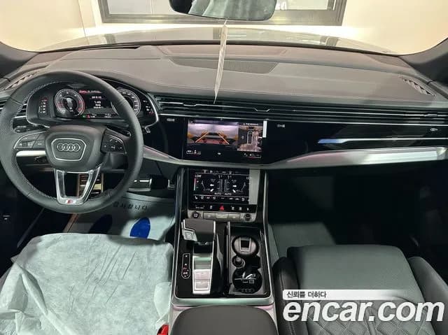 2026 Audi Q8 — صورة 10