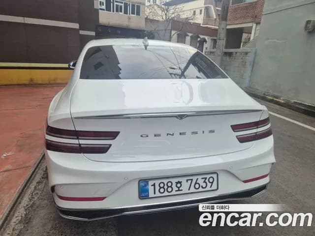 2027 Genesis G80 — صورة 3