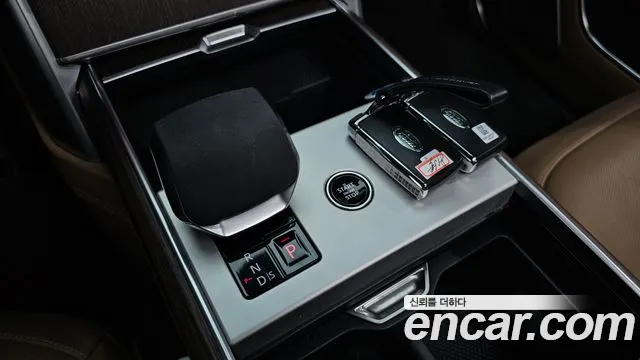 2026 Land Rover Range Rover — صورة 9