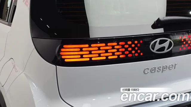 2027 Hyundai Turbo — Photo 7