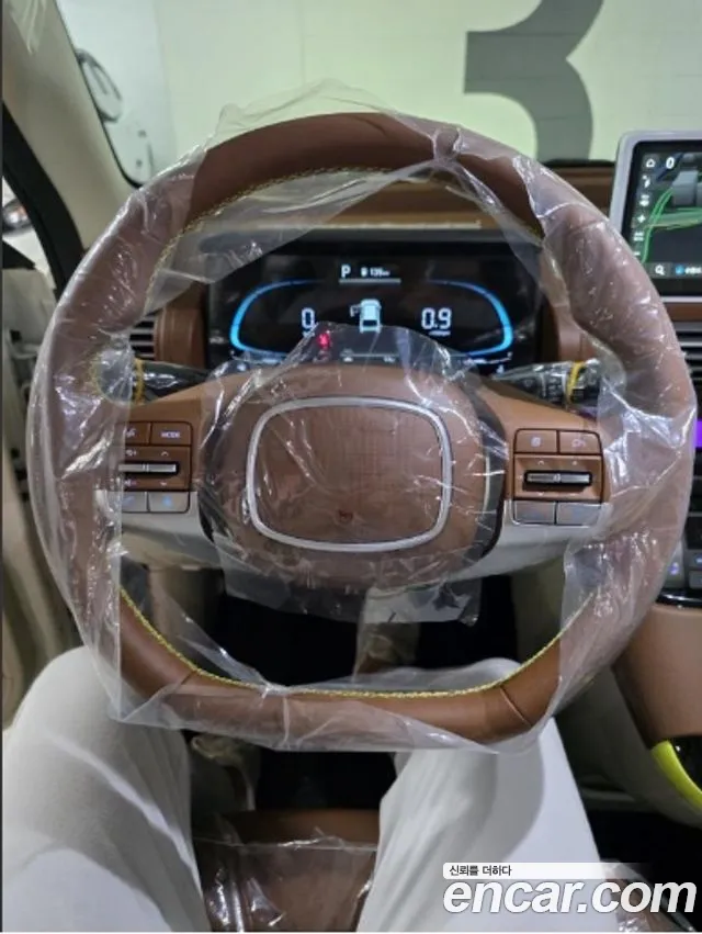 2027 Hyundai Turbo — Photo 6