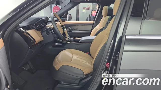 2026 Land Rover Range Rover — صورة 3
