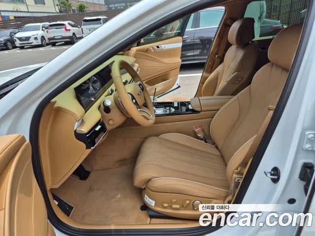 2027 Genesis G80 — Photo 4