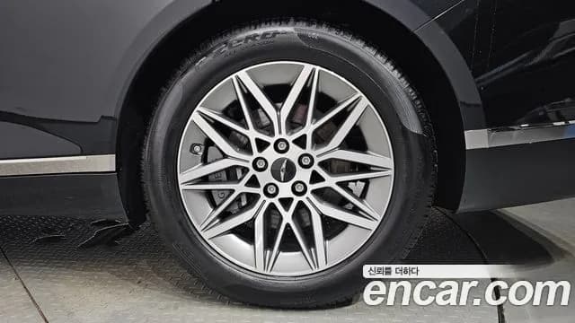 2027 Genesis G80 — صورة 5