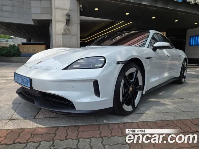 2026 Porsche — — صورة 1