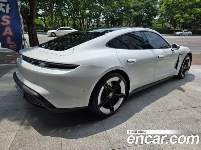 2026 Porsche — — صورة 2