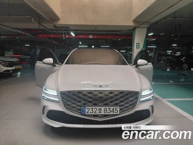 2027 Genesis G80 — Photo 1