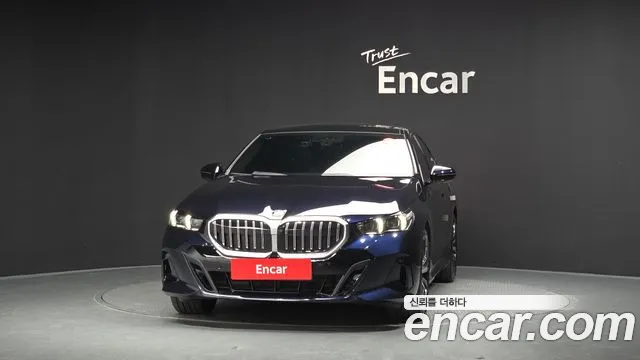 2026 BMW 5 Series — صورة 3