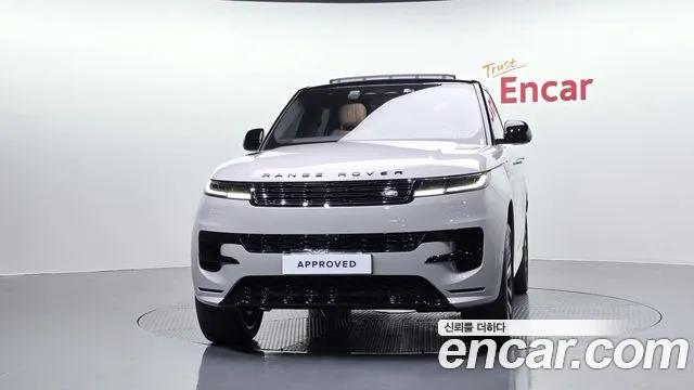 2026 Land Rover Range Rover — صورة 3