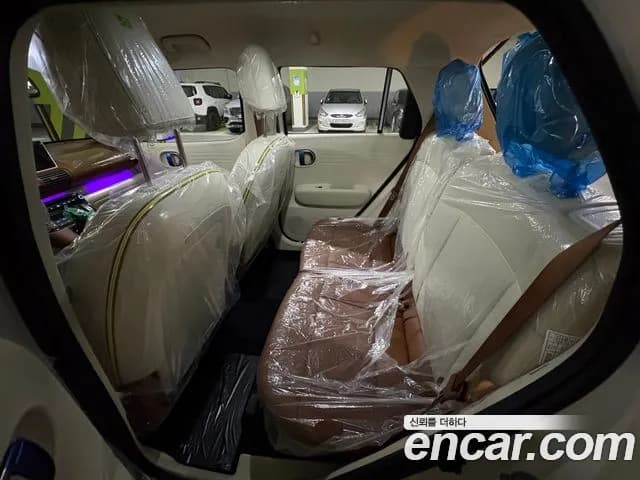 2027 Hyundai Turbo — Photo 7