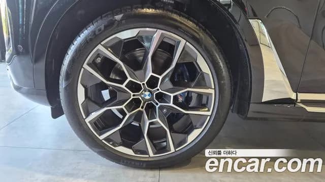 2026 BMW X7 — Photo 10