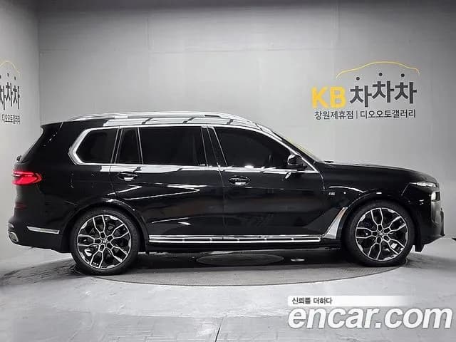 2026 BMW X7 — Photo 7