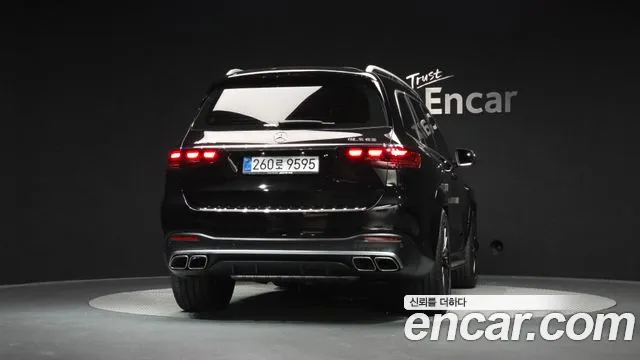 2026 Mercedes-Benz GLS — Photo 4