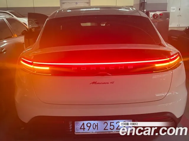 2026 Porsche EV — صورة 1