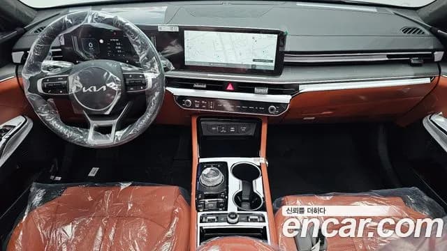 2027 Kia K5 — صورة 7