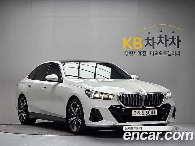 2026 BMW 5 Series — صورة 5