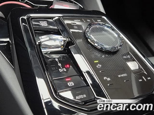2026 BMW 5 Series — صورة 9