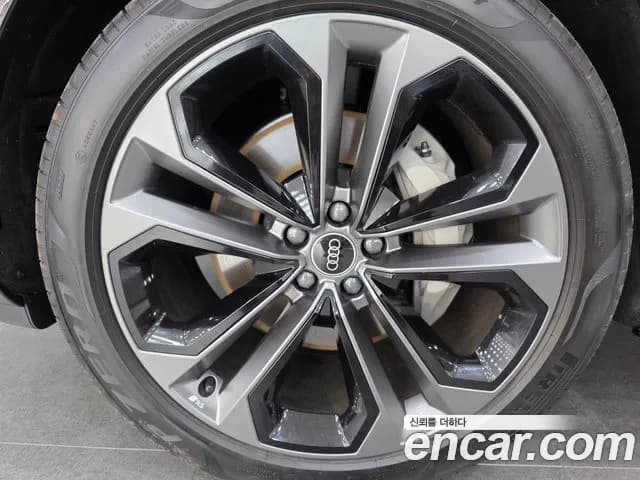 2026 Audi Q7 — Photo 5