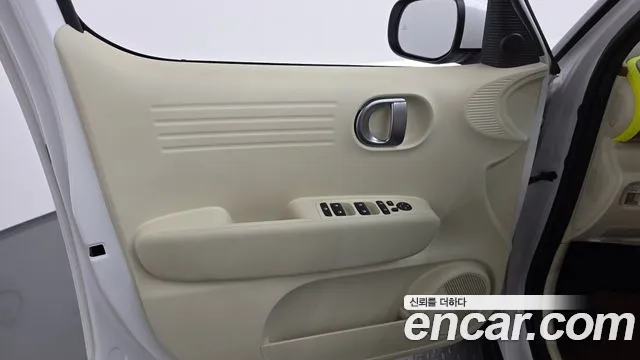 2027 Hyundai Turbo — Photo 8