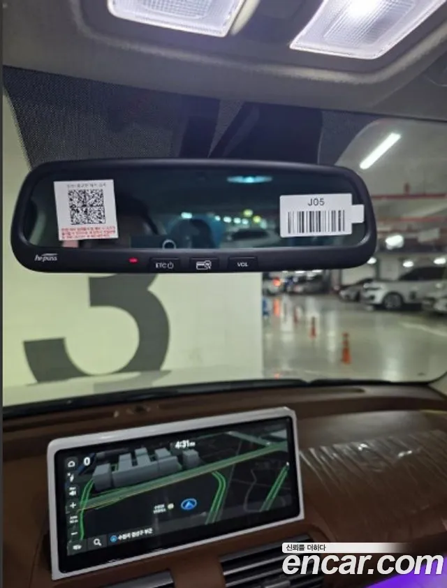 2027 Hyundai Turbo — Photo 10