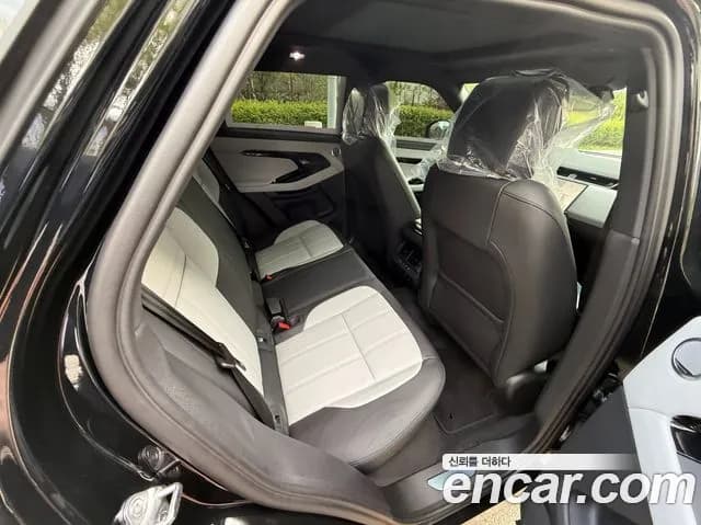 2026 Land Rover Range Rover — صورة 6