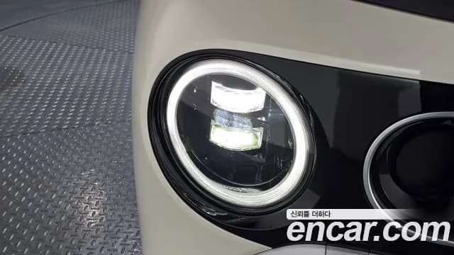 2027 Hyundai Turbo — Photo 6