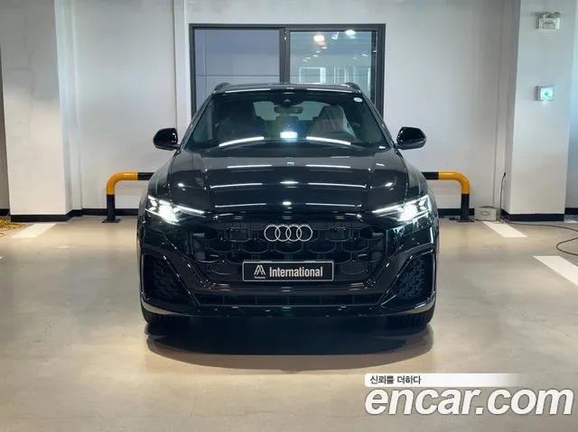 2026 Audi Q8 — صورة 1