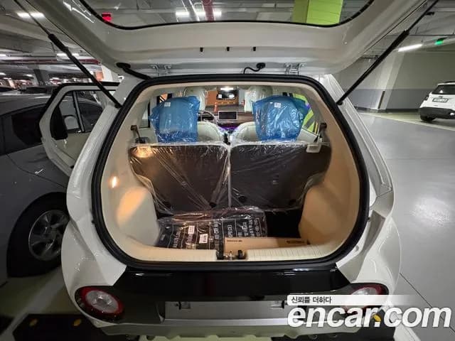 2027 Hyundai Turbo — Photo 10